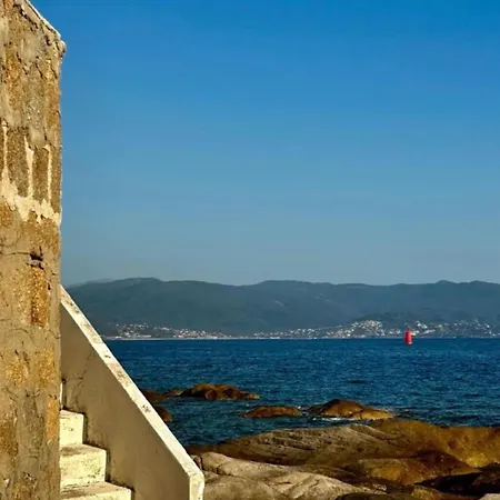 Apartment Bord De Avec Vue Panoramique Ajaccio (Corsica)